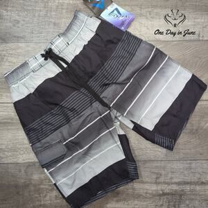 Kanu Surf Board Shorts Size M